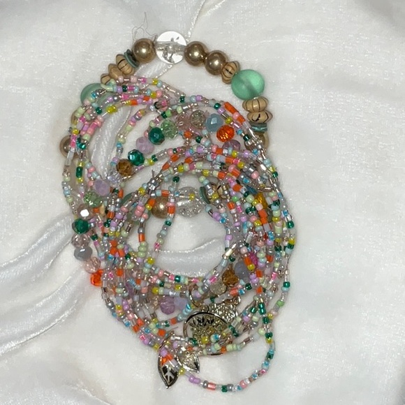 Four Pastel Stretch Bead Bracelets Modern - Picture 1 of 9